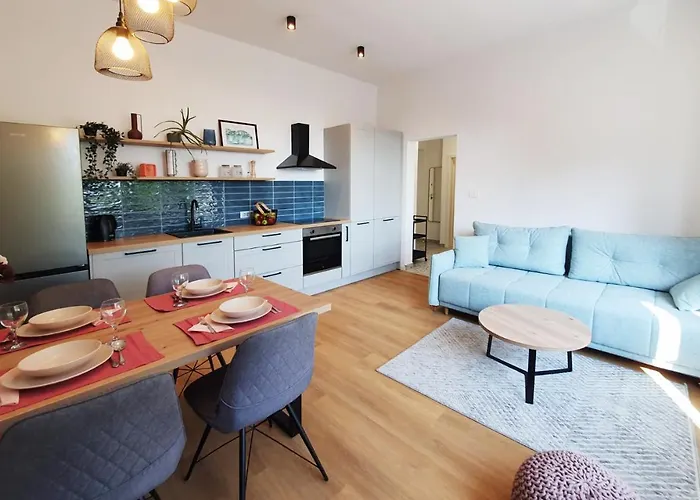 Stross 1 Bdrm Apartment Rijeka