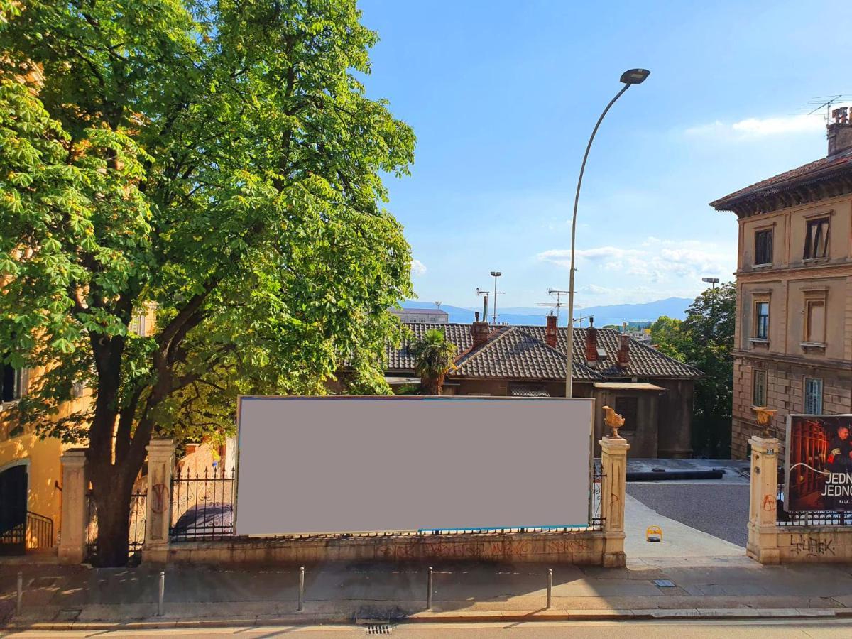 Stross 1 Bdrm * Rijeka